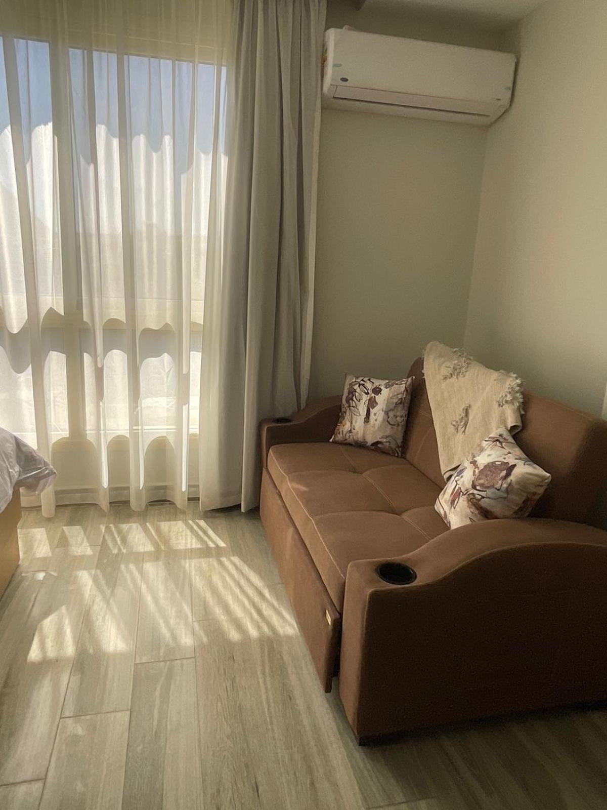 Diyar Pyramids Inn Kafrat al Jabal Exterior photo
